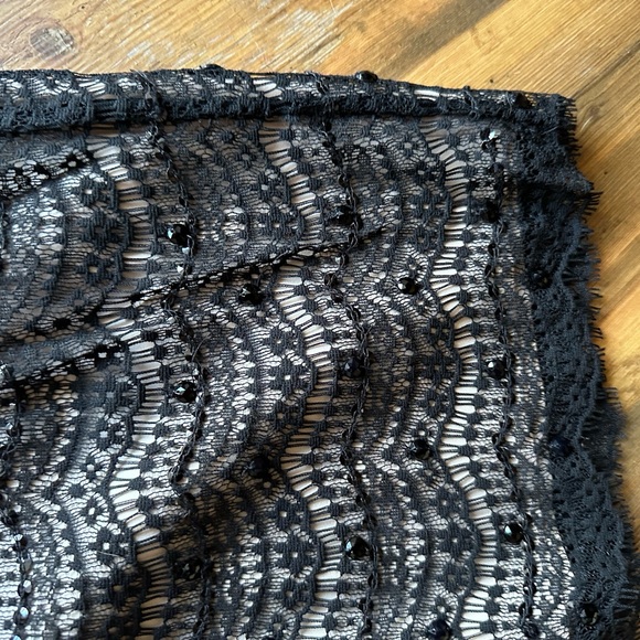 Ann Taylor NWT beaded skirt - Picture 2 of 5